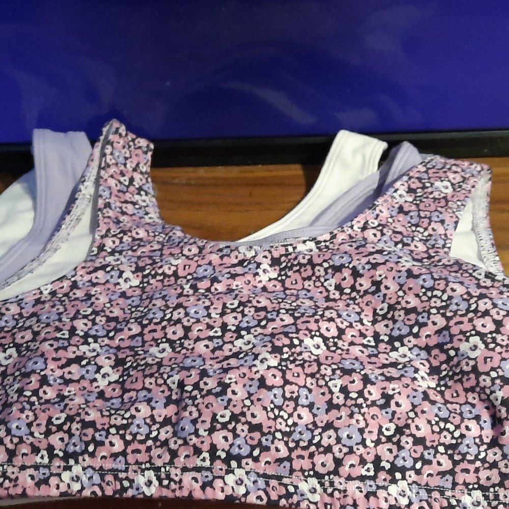 Sports bra